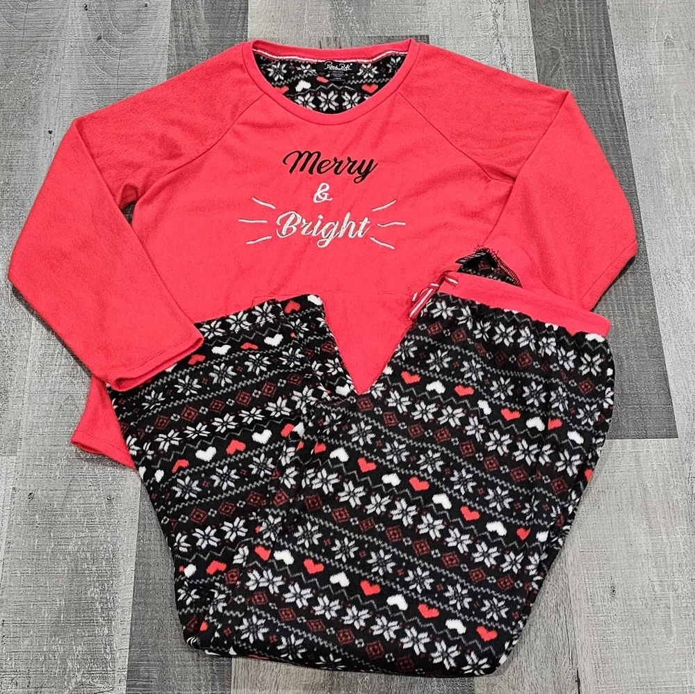 Rene rofe  snow flakes  Red and Black fleece pajamas  set